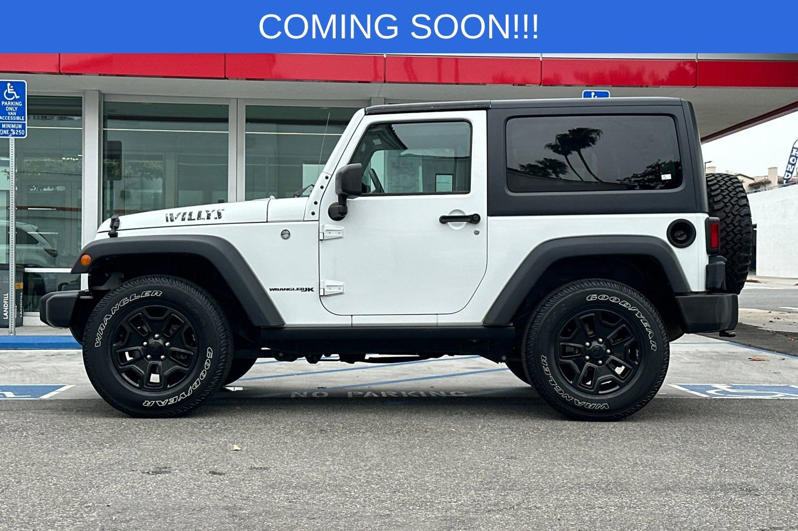Used 2018 Jeep Wrangler Sport AWD/4WD image 7