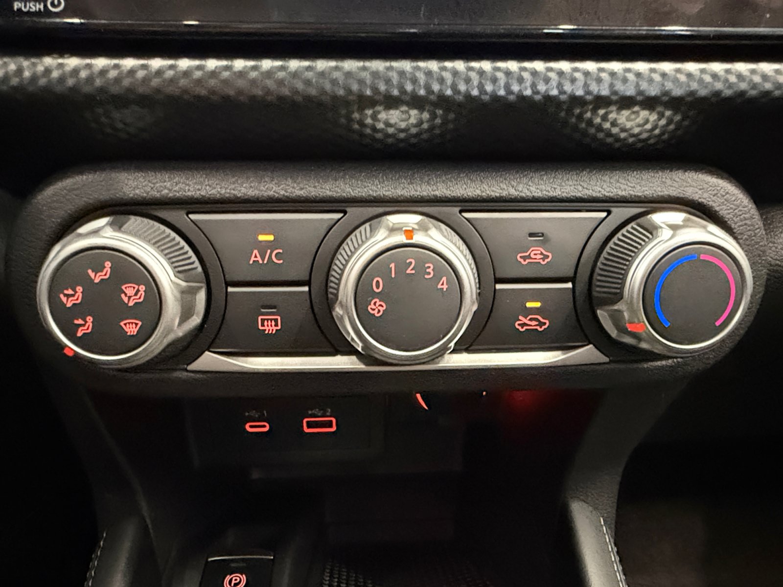Used 2024 Nissan Kicks SV w/ Exterior Package FWD image 19