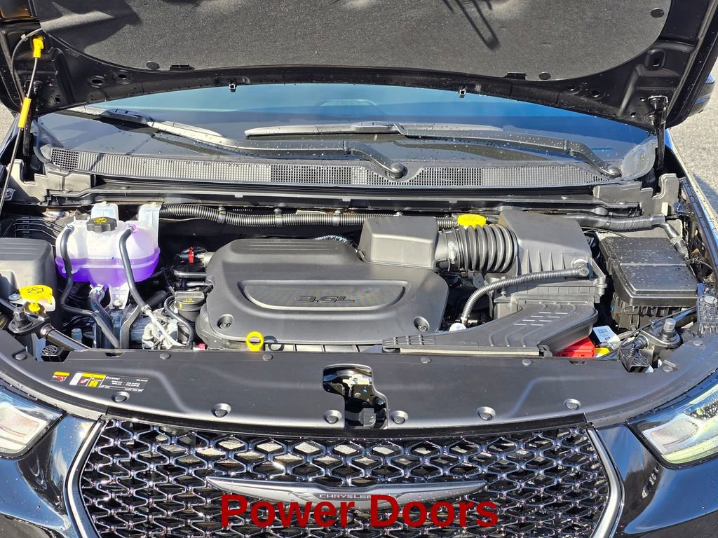New 2026 Chrysler Pacifica Select image 20