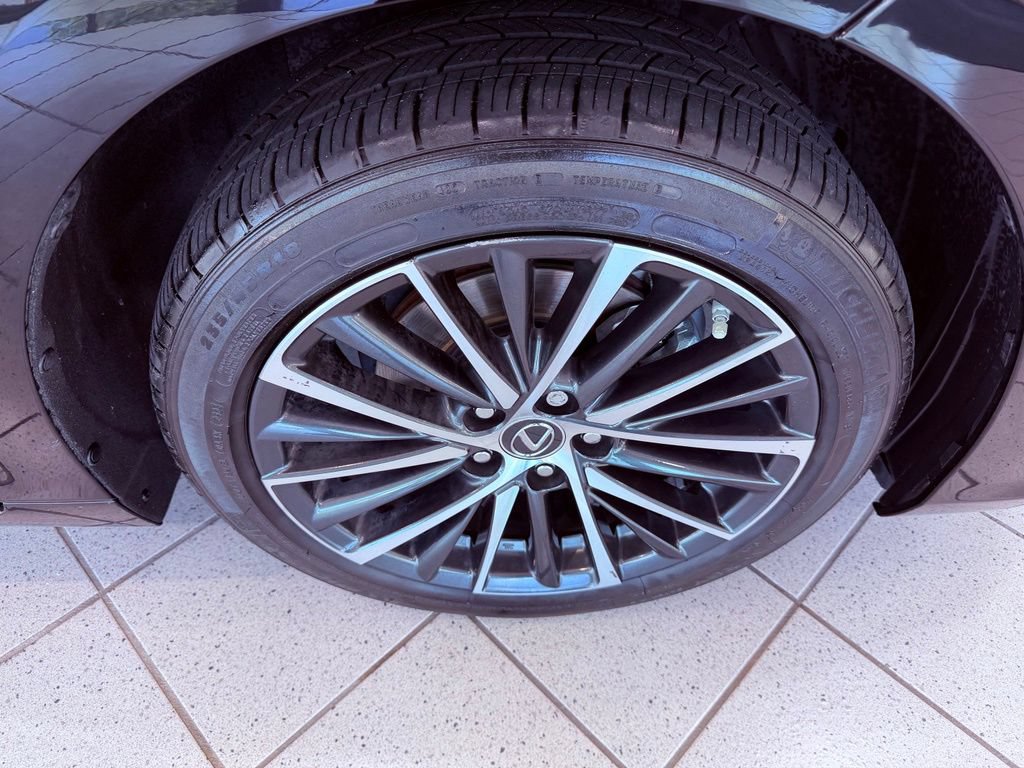 Certified 2024 Lexus ES 350 w/ Premium Package FWD image 15