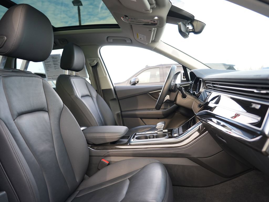 Used 2024 Audi Q7 3.0T Premium Plus image 13
