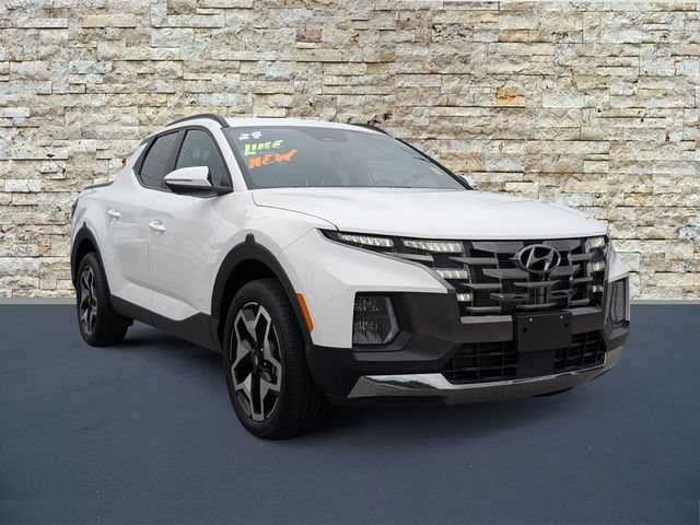 Used 2024 Hyundai Santa Cruz Limited AWD/4WD image 2