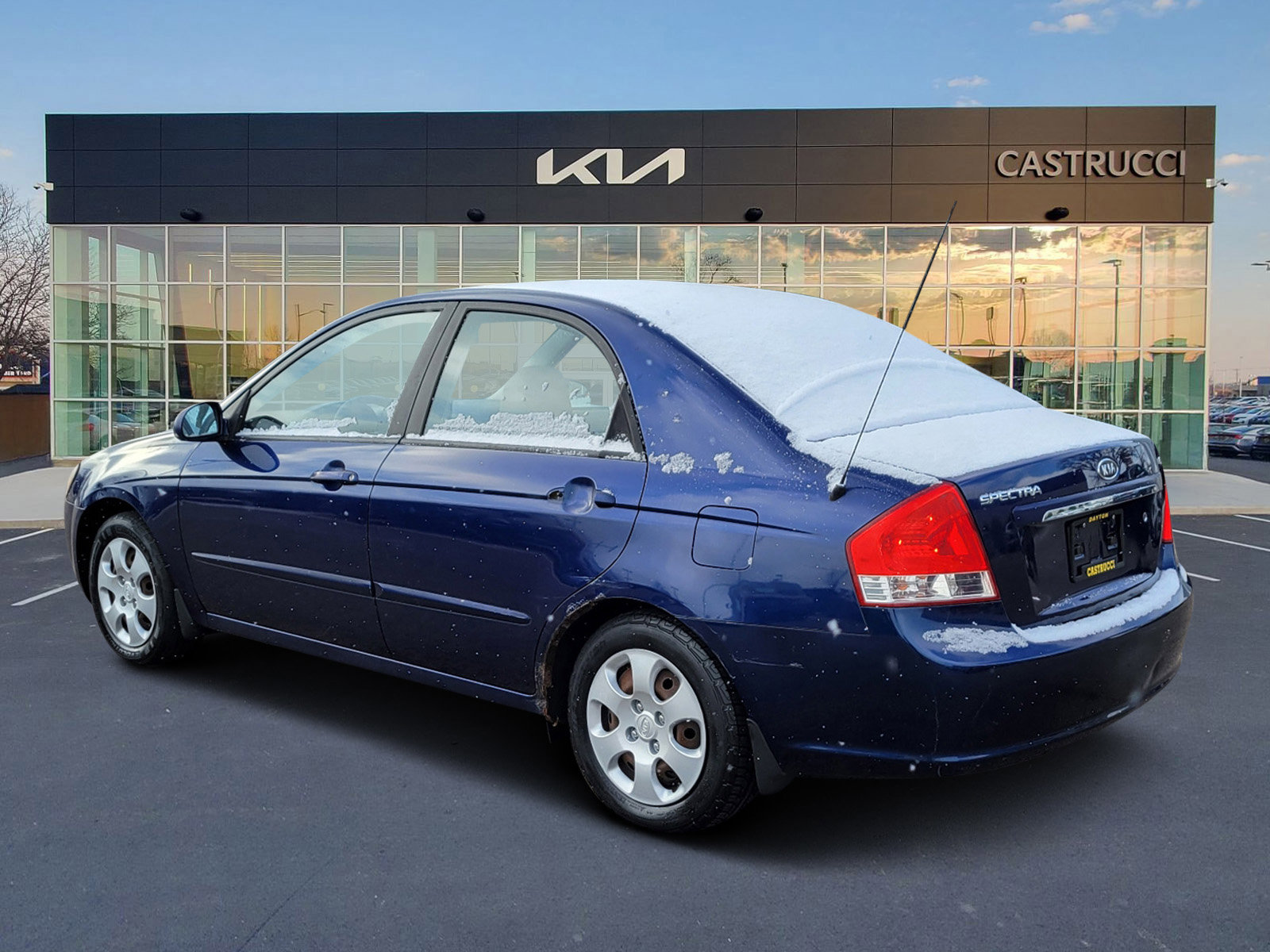 Used 2009 Kia Spectra EX image 3