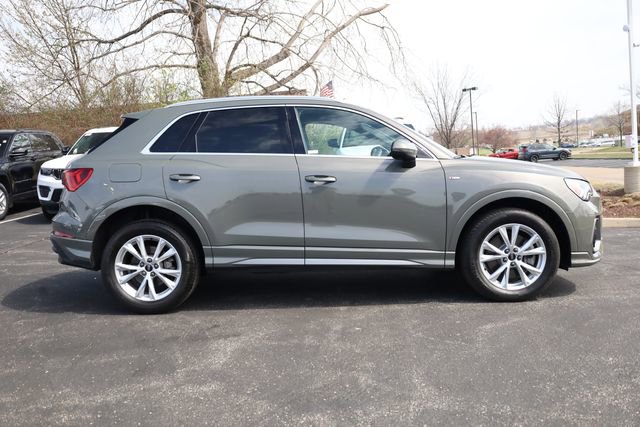 Used 2023 Audi Q3 2.0T Premium Plus w/ Premium Plus Package image 4