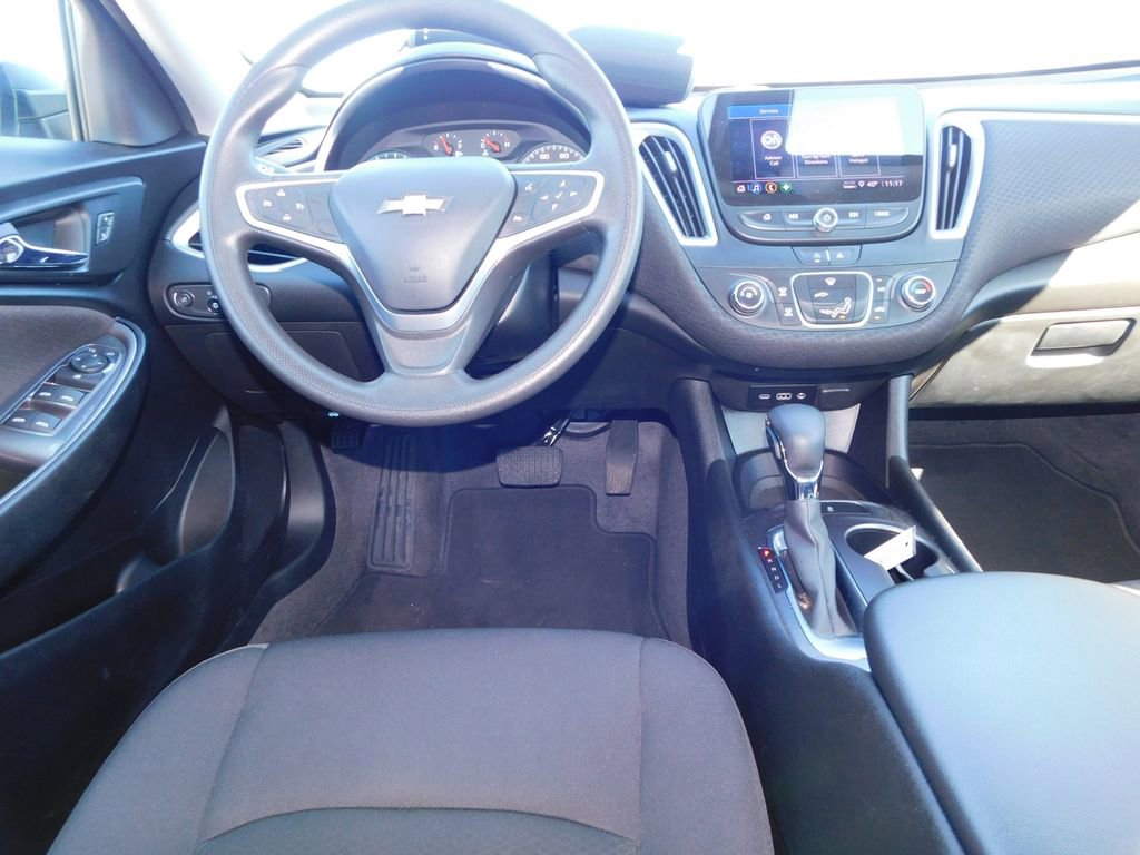 Used 2022 Chevrolet Malibu LS image 15