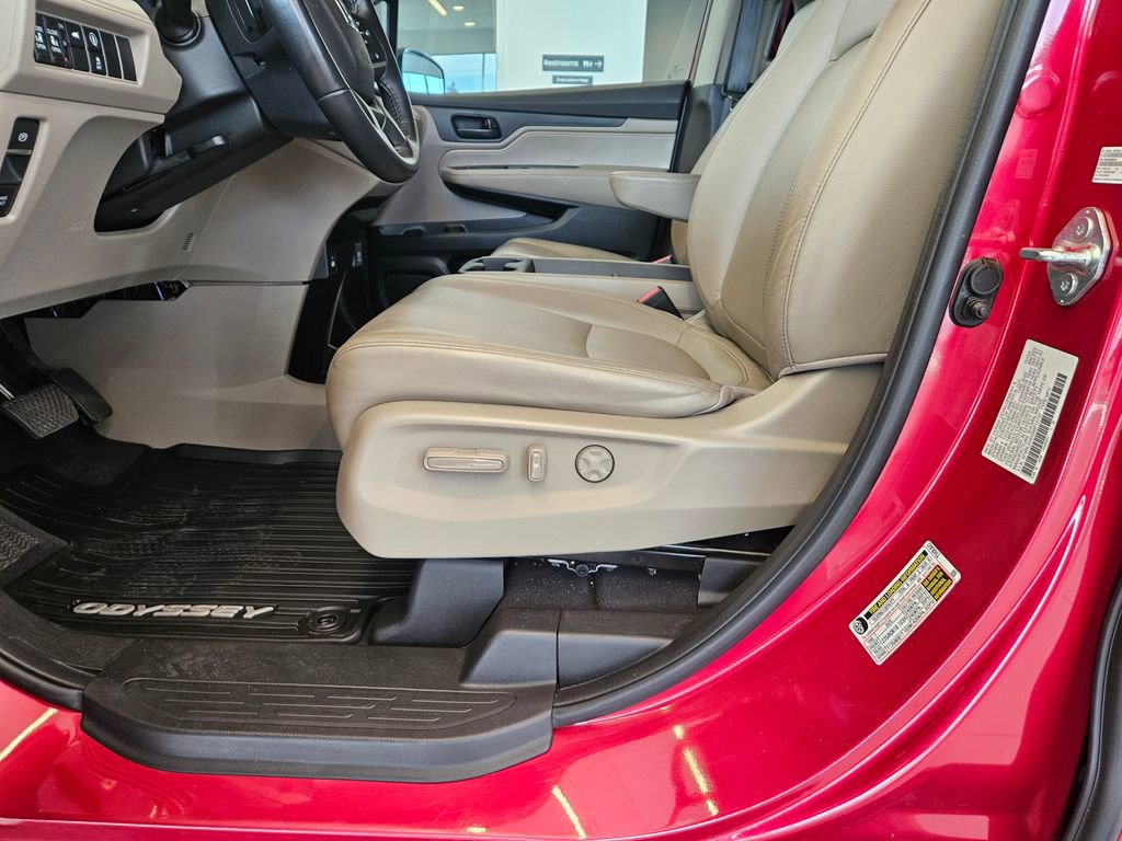 Used 2024 Honda Odyssey EX-L image 15