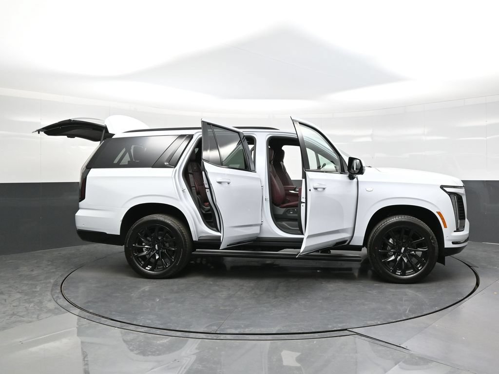 New 2026 Cadillac Escalade Sport w/ LPO, ONYX Package AWD/4WD image 47