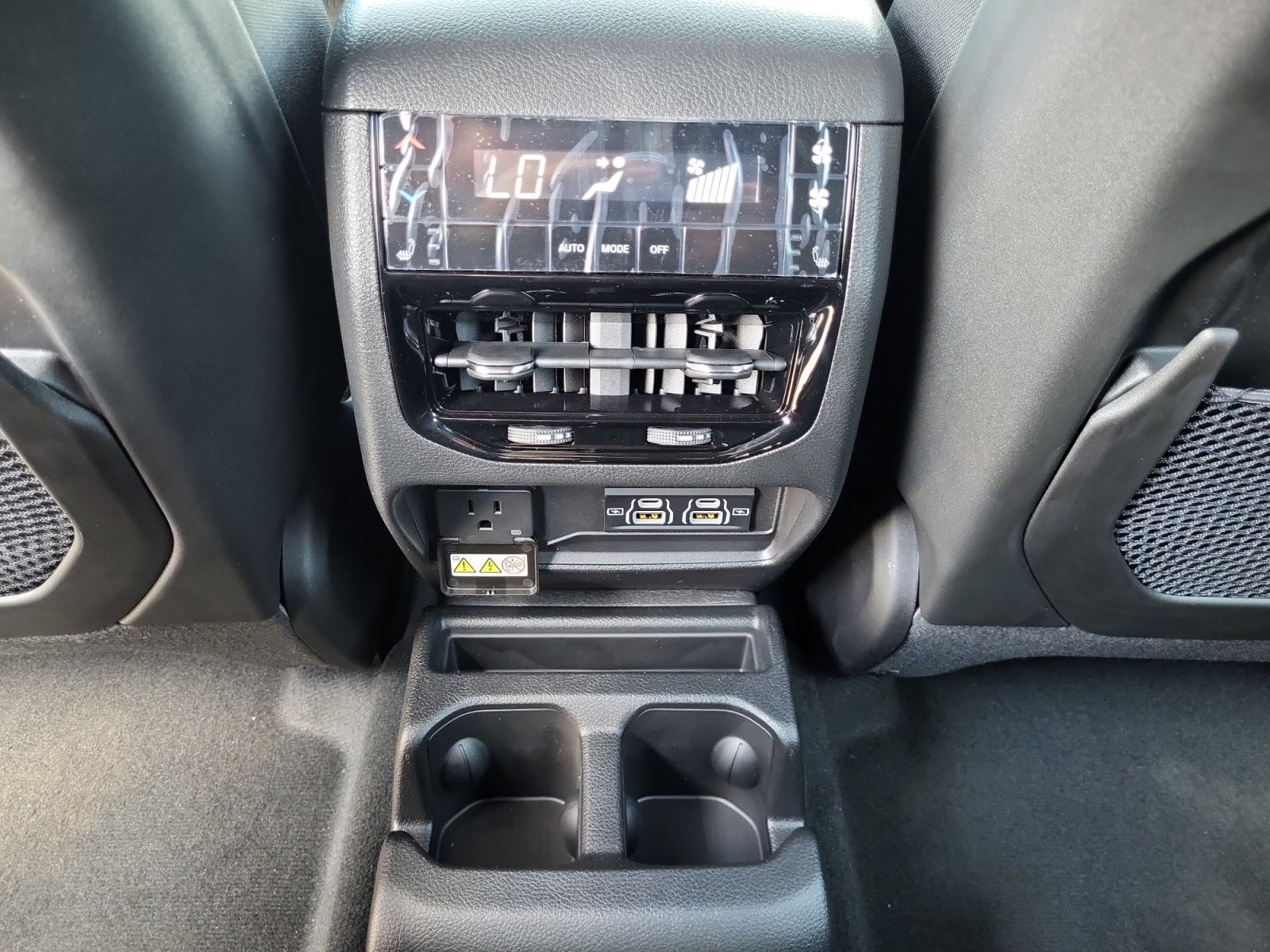 New 2025 Jeep Grand Cherokee L Limited image 31