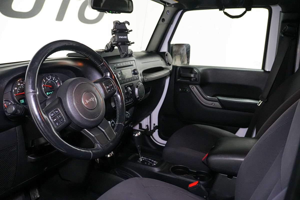 Used 2017 Jeep Wrangler Unlimited Sport w/ Quick Order Package 24S AWD/4WD image 18