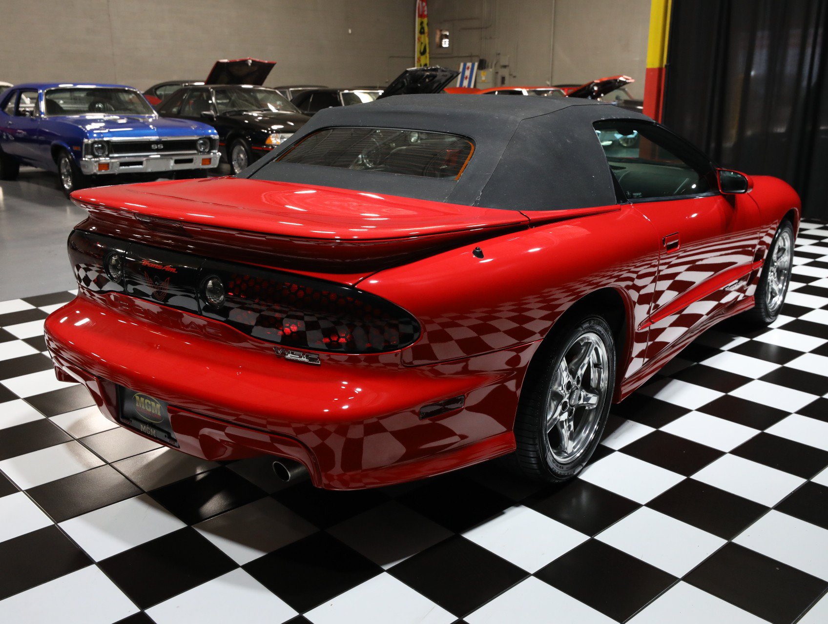 Used 1999 Pontiac Firebird Trans Am RWD image 10