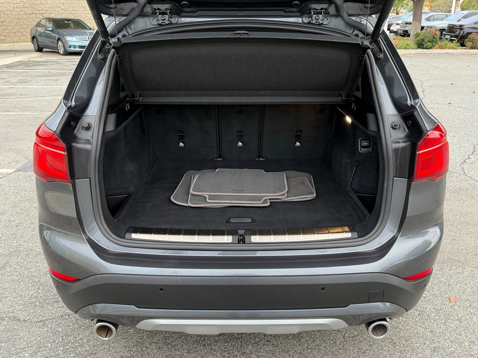 Used 2021 BMW X1 sDrive28i w/ Convenience Package image 17