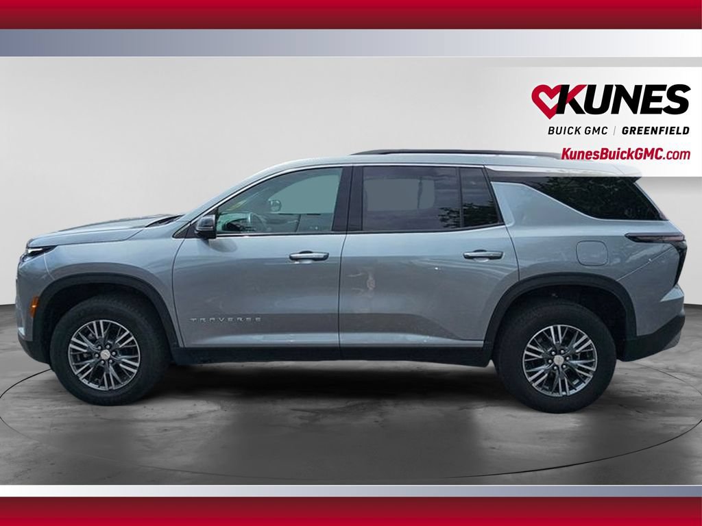 Used 2024 Chevrolet Traverse LT AWD/4WD image 9