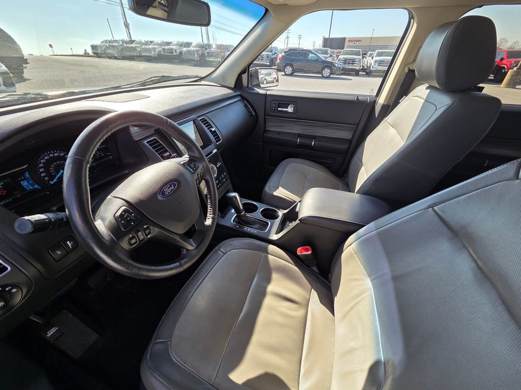 Used 2019 Ford Flex Limited w/ Equipment Group 303A image 9