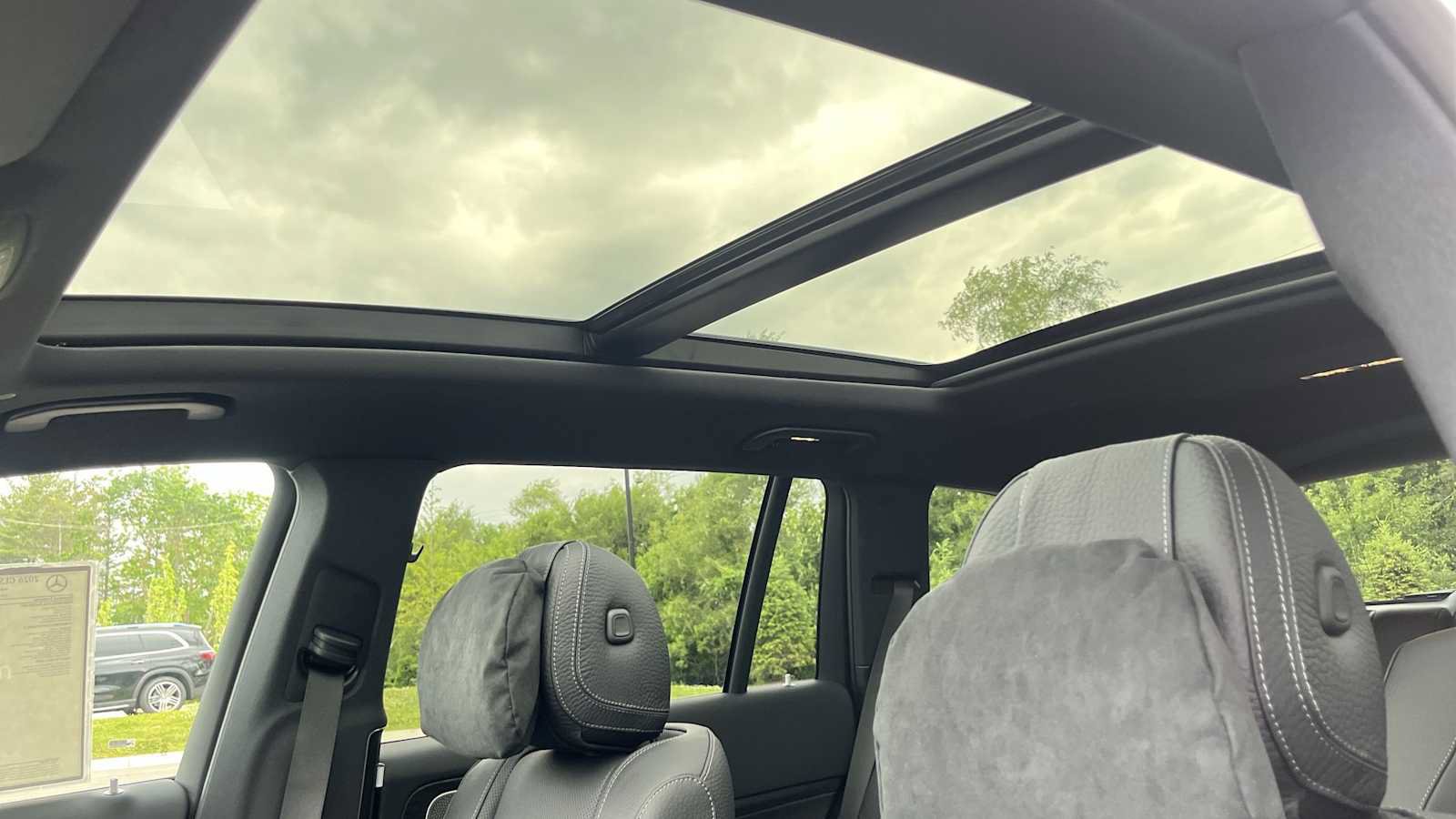 New 2026 Mercedes-Benz GLS 450 4MATIC image 32