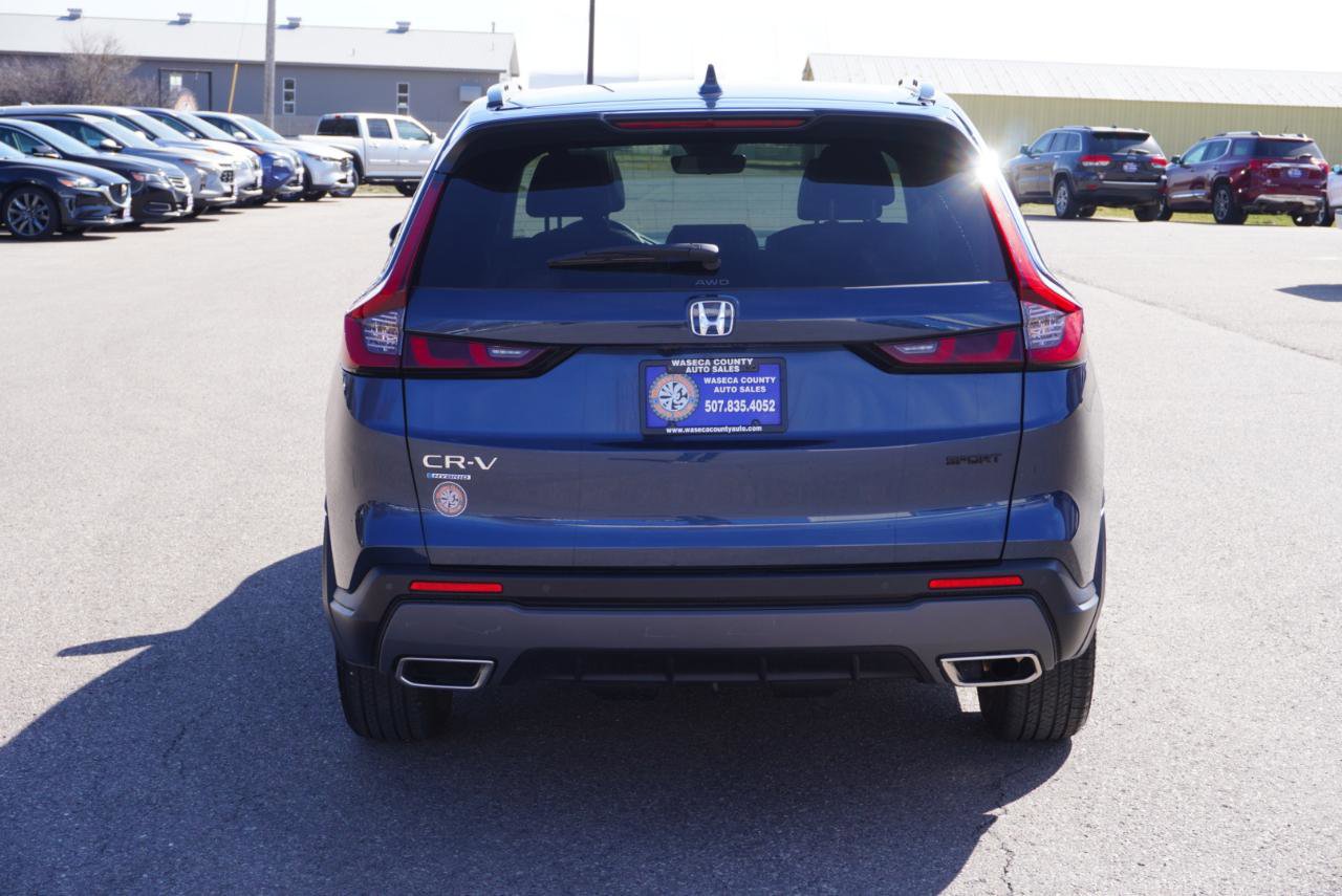 Used 2025 Honda CR-V Sport-L image 4