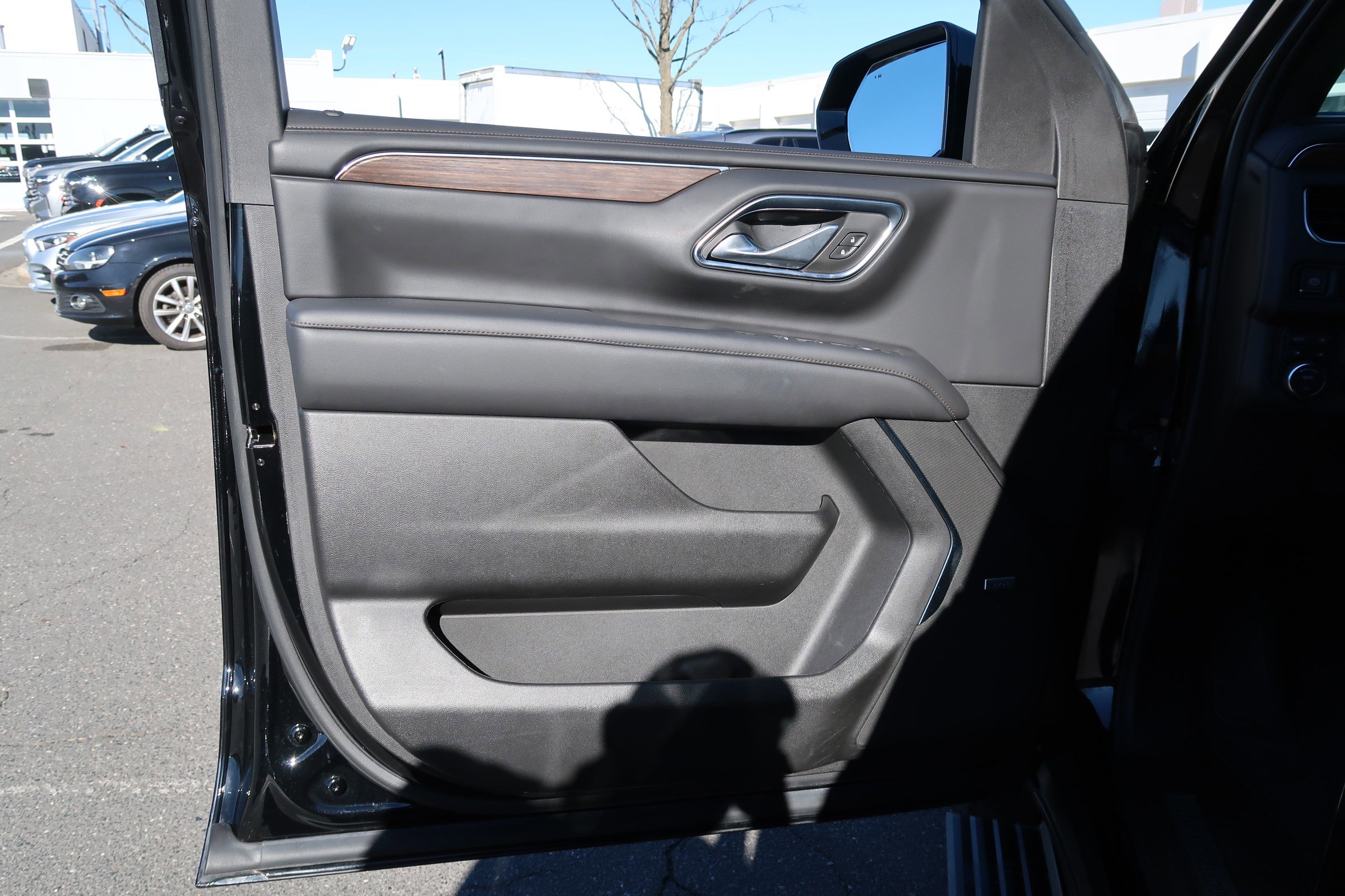 Certified 2024 Chevrolet Tahoe High Country image 21