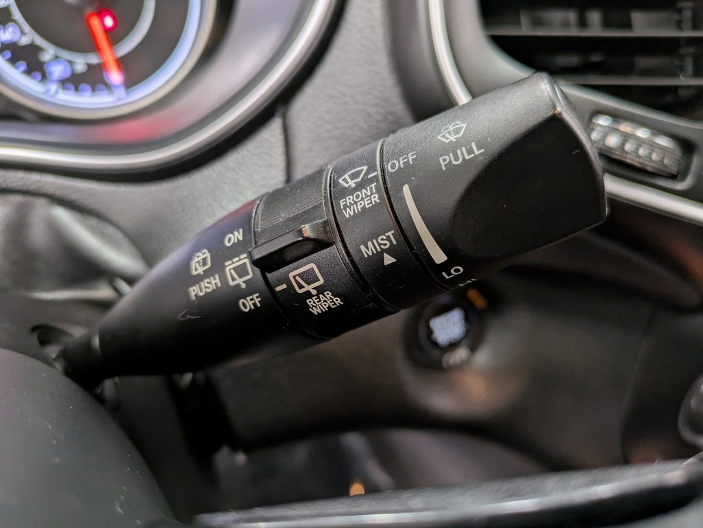 Used 2019 Jeep Cherokee Latitude Plus image 19