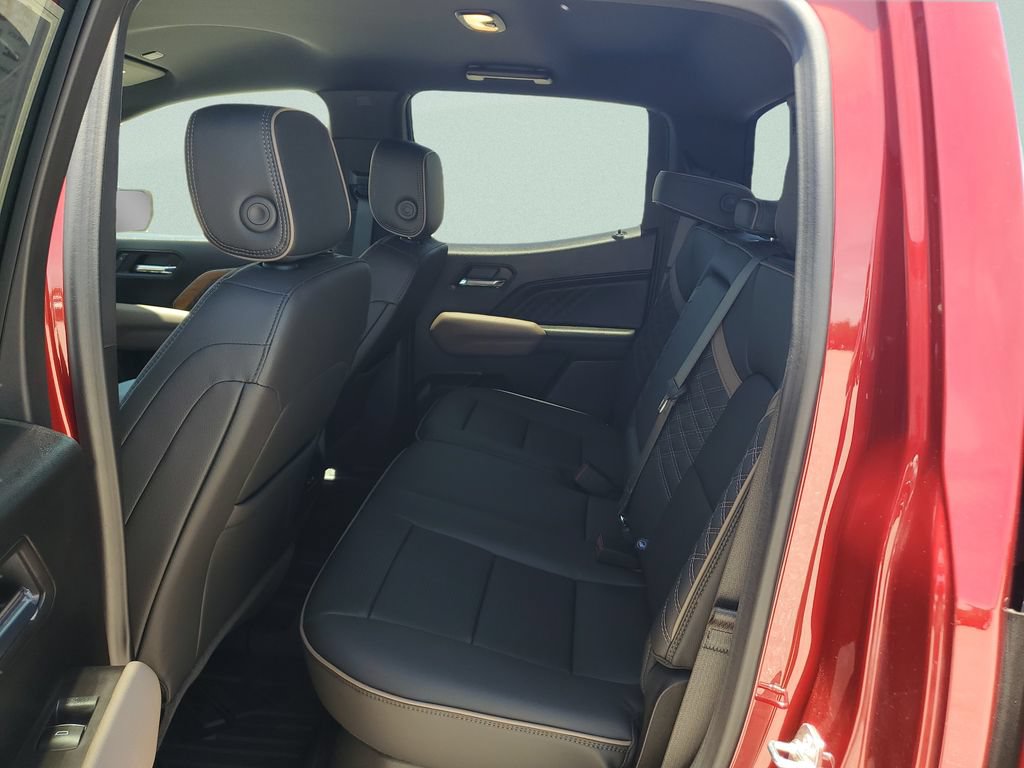 Used 2026 GMC Canyon Denali AWD/4WD image 10