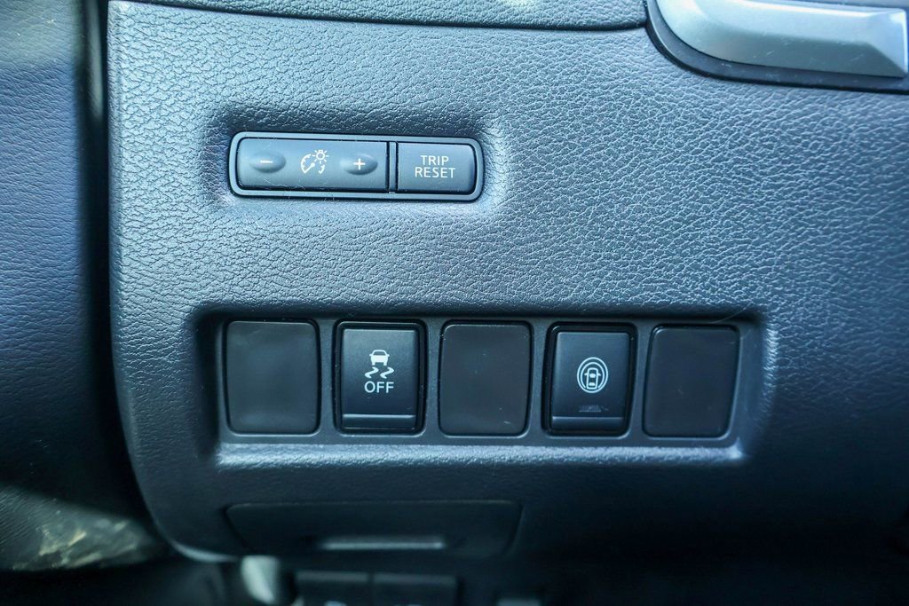 Used 2022 Nissan Murano SV image 17