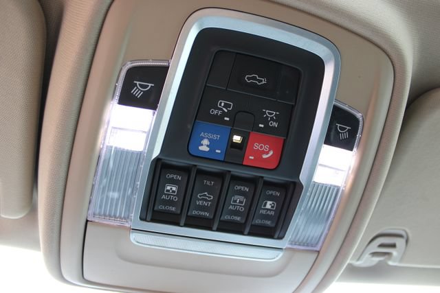 Used 2019 RAM 1500 Laramie AWD/4WD image 31