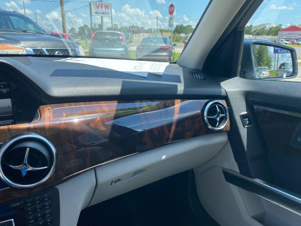 Used 2013 Mercedes-Benz GLK 250 BlueTEC 4MATIC image 30
