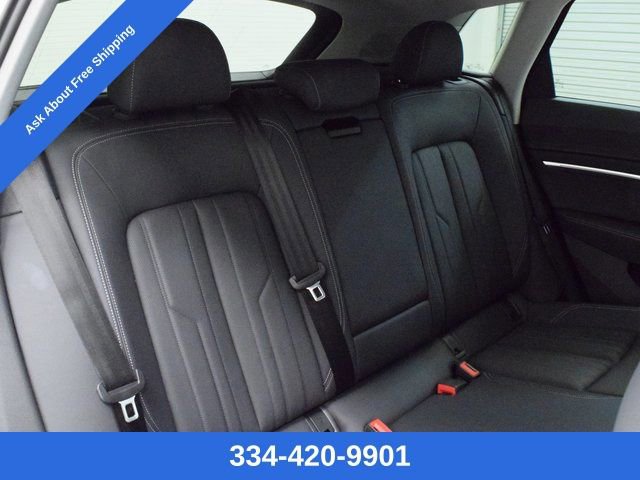 Used 2021 Audi e-tron Premium Plus w/ Premium Plus Package image 23