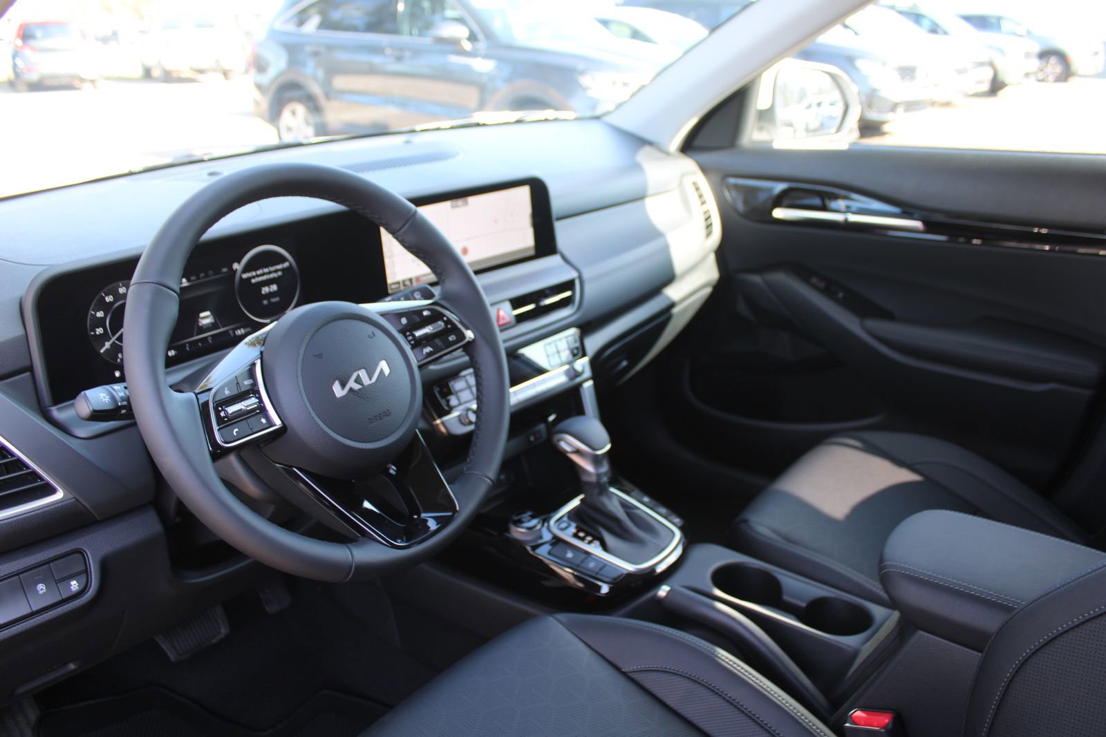 New 2026 Kia Seltos EX FWD image 21
