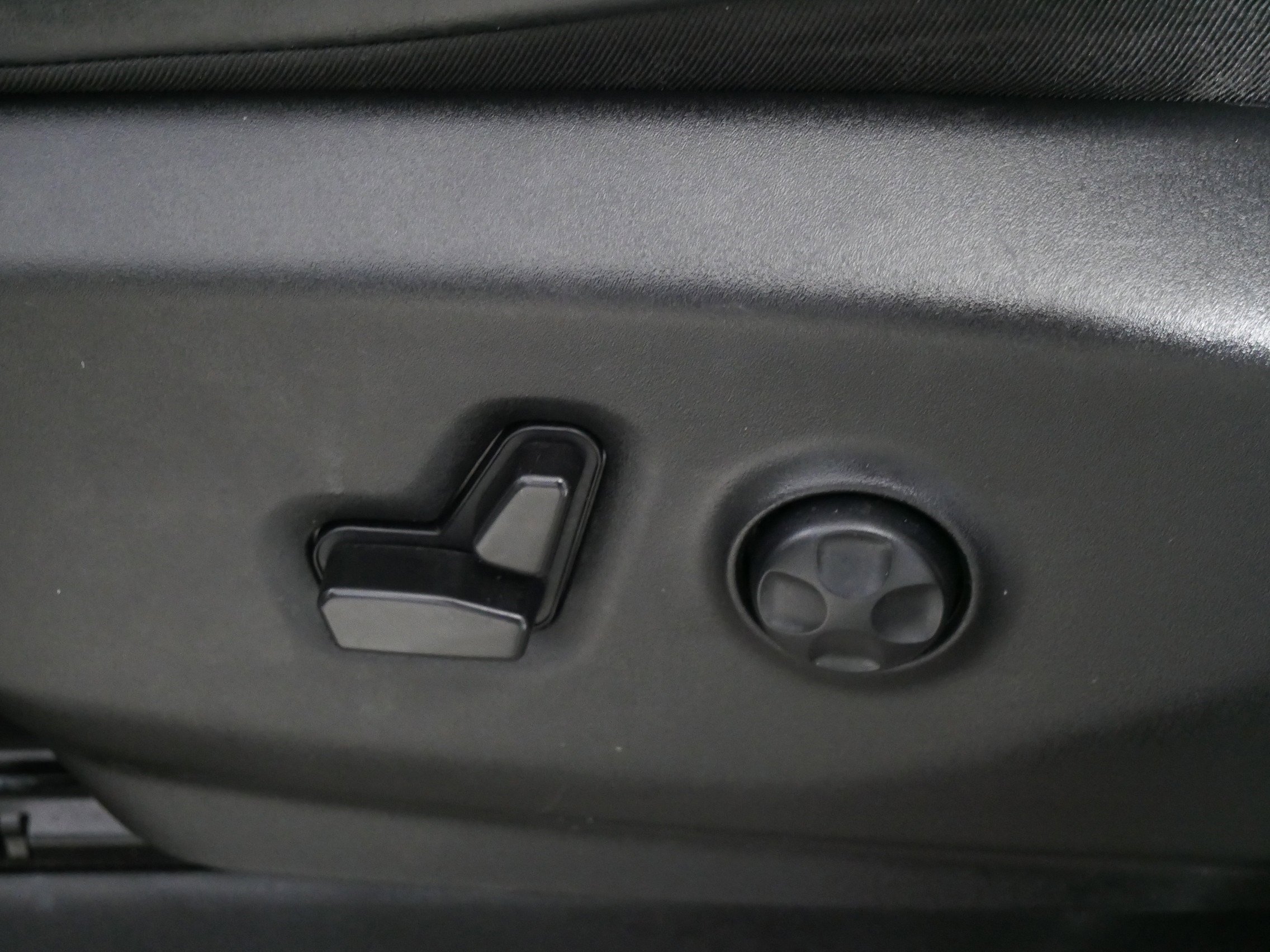 Used 2023 Chrysler Pacifica Touring-L FWD image 20