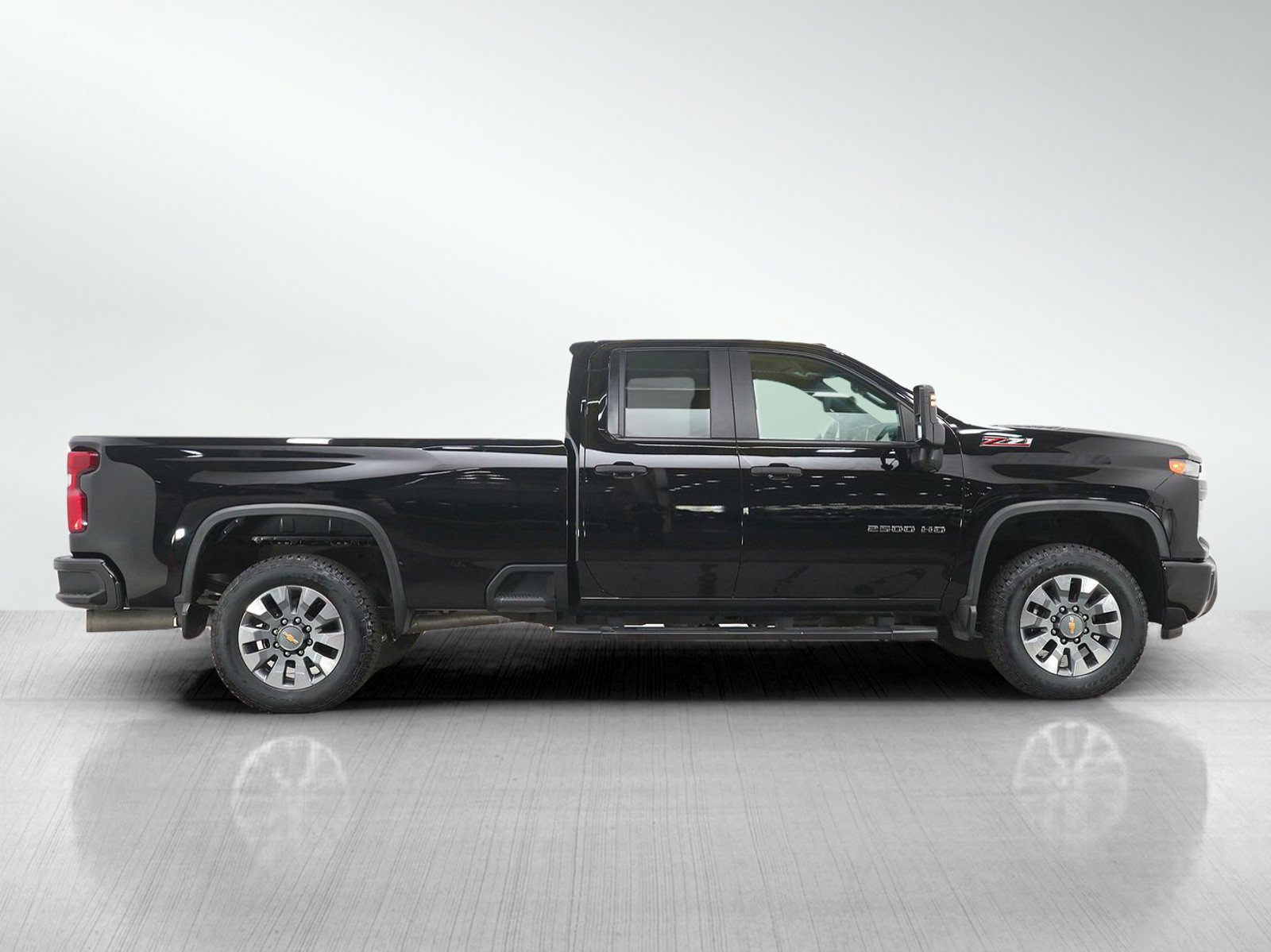 Used 2024 Chevrolet Silverado 2500 Custom w/ Custom Value Package AWD/4WD image 7