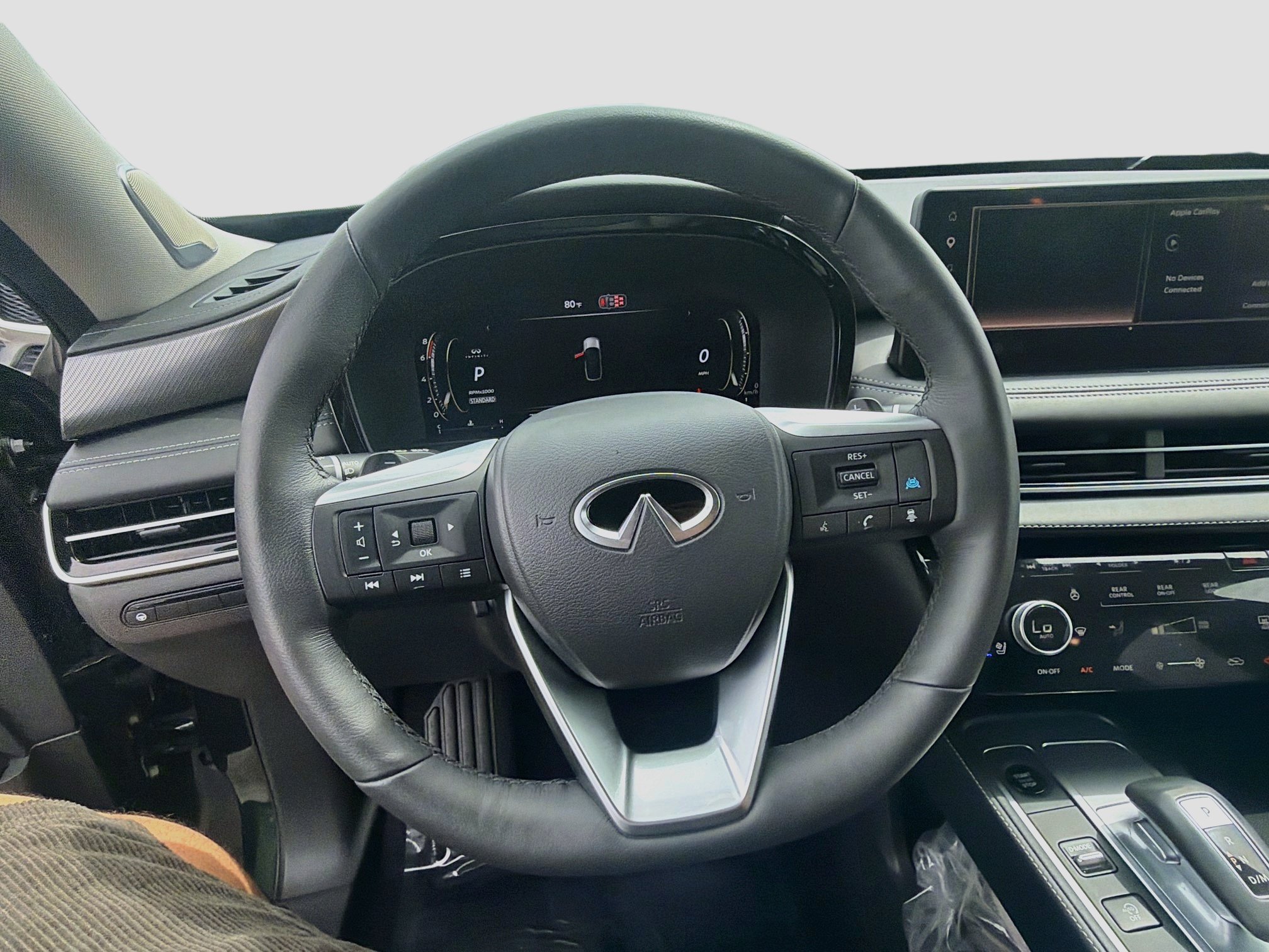 Used 2026 INFINITI QX60 Luxe w/ Family Package FWD image 10