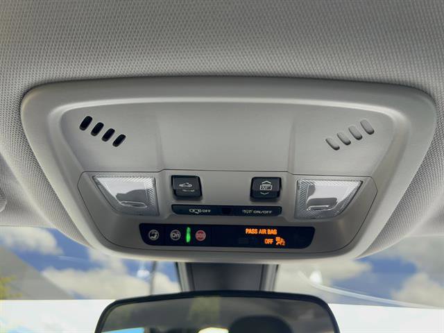 Used 2022 Chevrolet Malibu LT FWD image 24