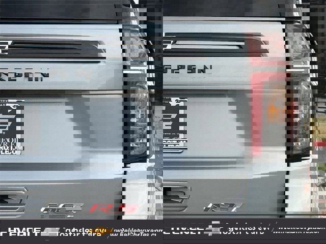 Used 2024 Chevrolet Suburban RST image 9