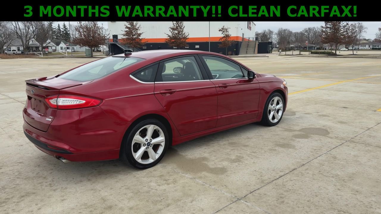 Used 2015 Ford Fusion SE w/ Equipment Group 201A FWD image 8