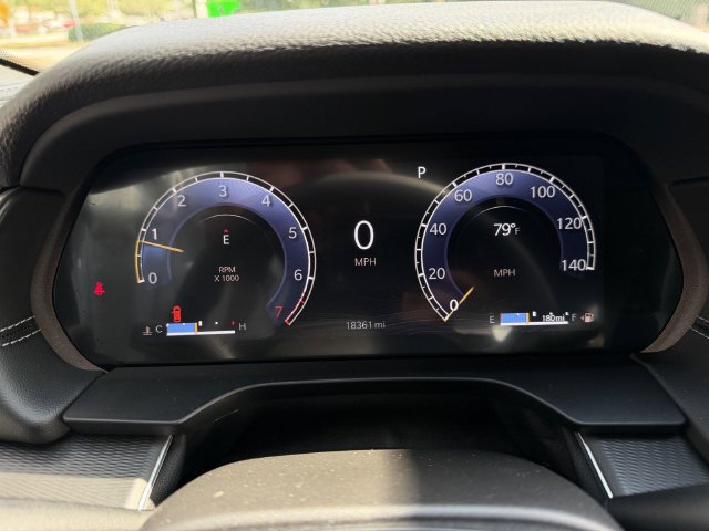 Used 2025 Jeep Grand Cherokee Laredo AWD/4WD image 15