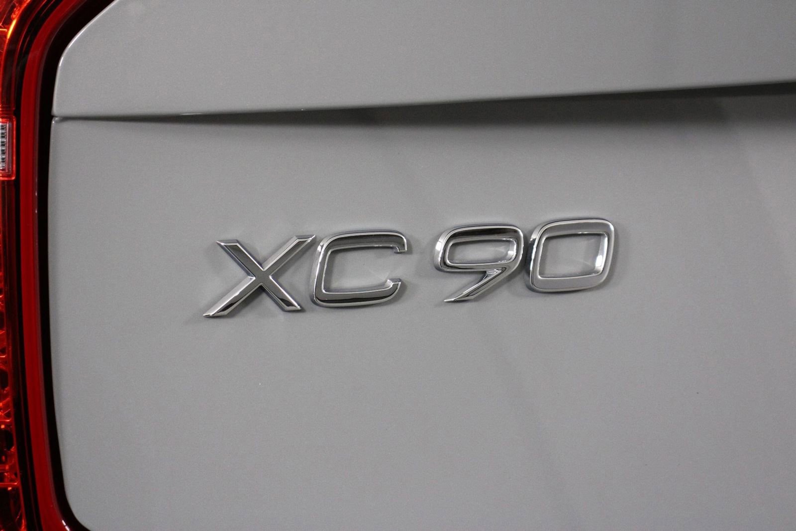 Used 2025 Volvo XC90 B6 Plus AWD/4WD image 19