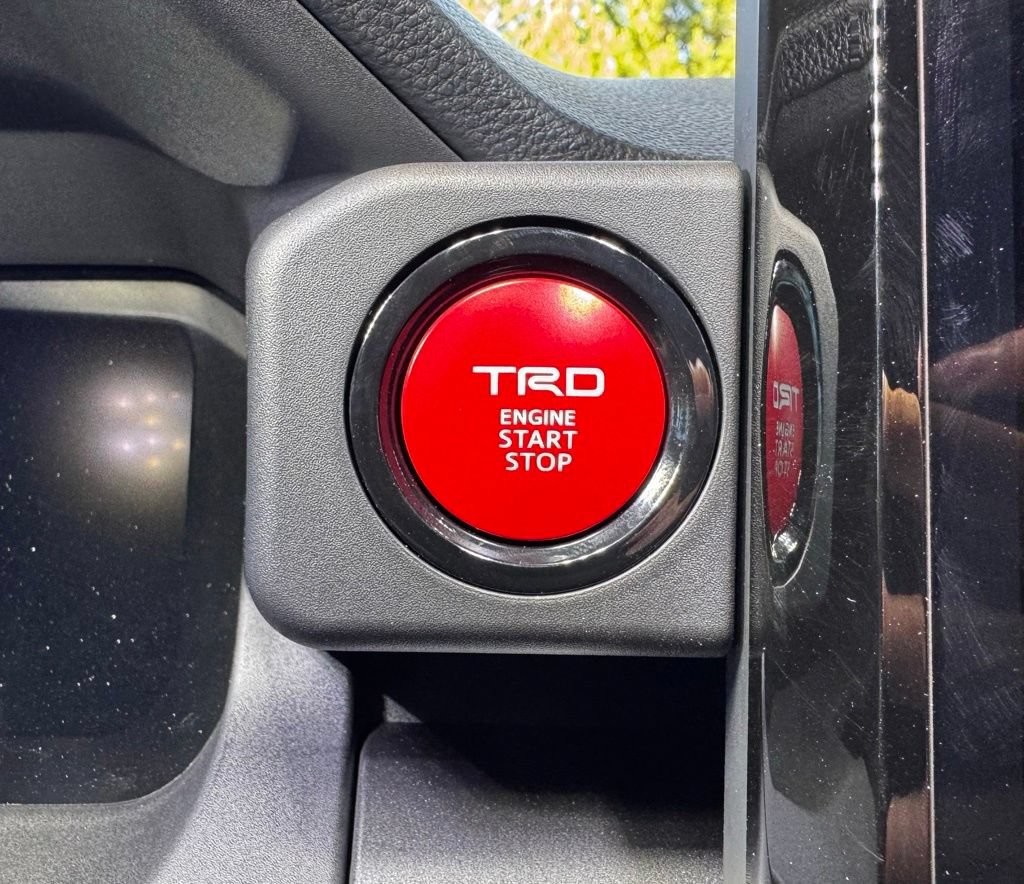 Certified 2026 Toyota Tacoma TRD Sport AWD/4WD image 32