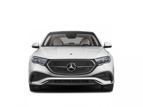 Used 2026 Mercedes-Benz E 350 4MATIC Sedan image 4
