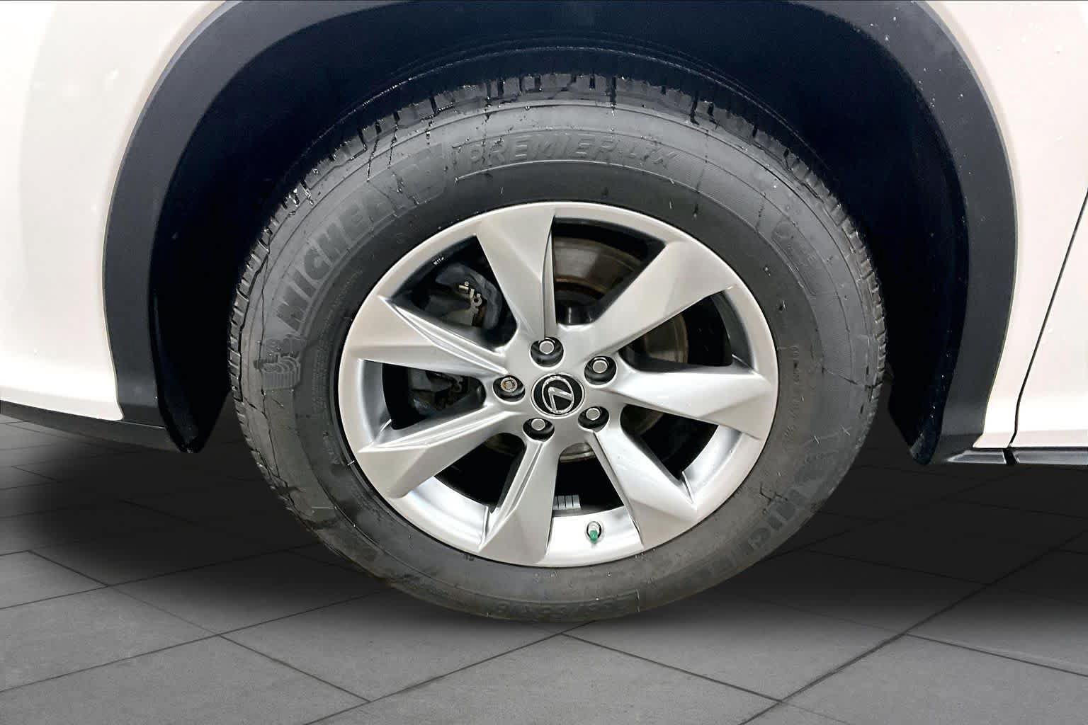 Used 2019 Lexus RX 350 AWD w/ Navigation Package image 11