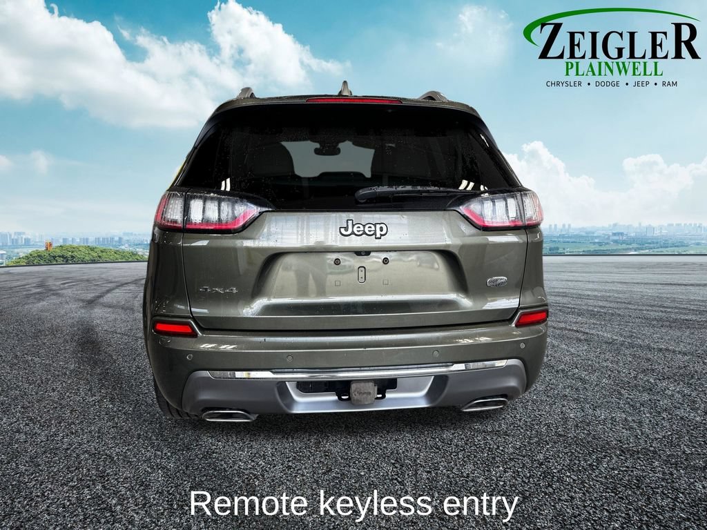 Used 2019 Jeep Cherokee Overland w/ Technology Group AWD/4WD image 4