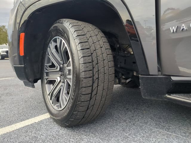 Used 2024 Jeep Wagoneer Series II image 39