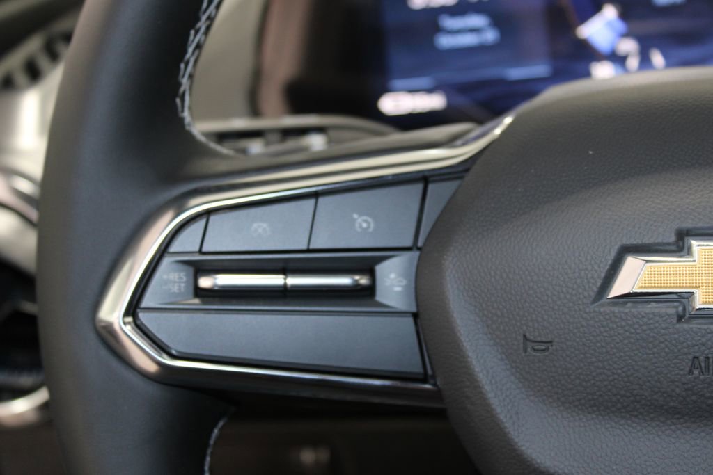 New 2026 Chevrolet Equinox EV LT image 28