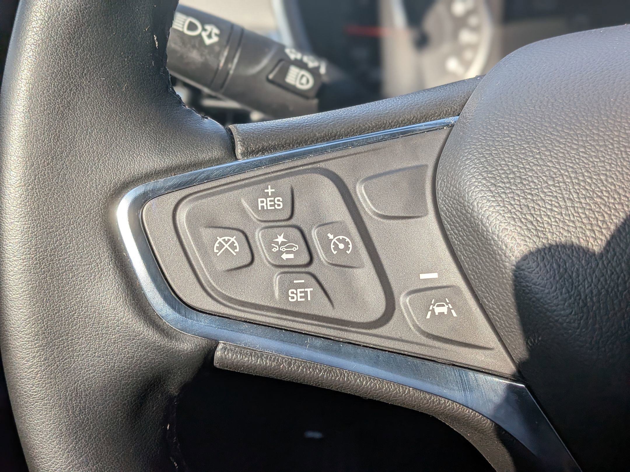 Certified 2024 Chevrolet Equinox LT w/ LPO, Floor Liner Package image 21