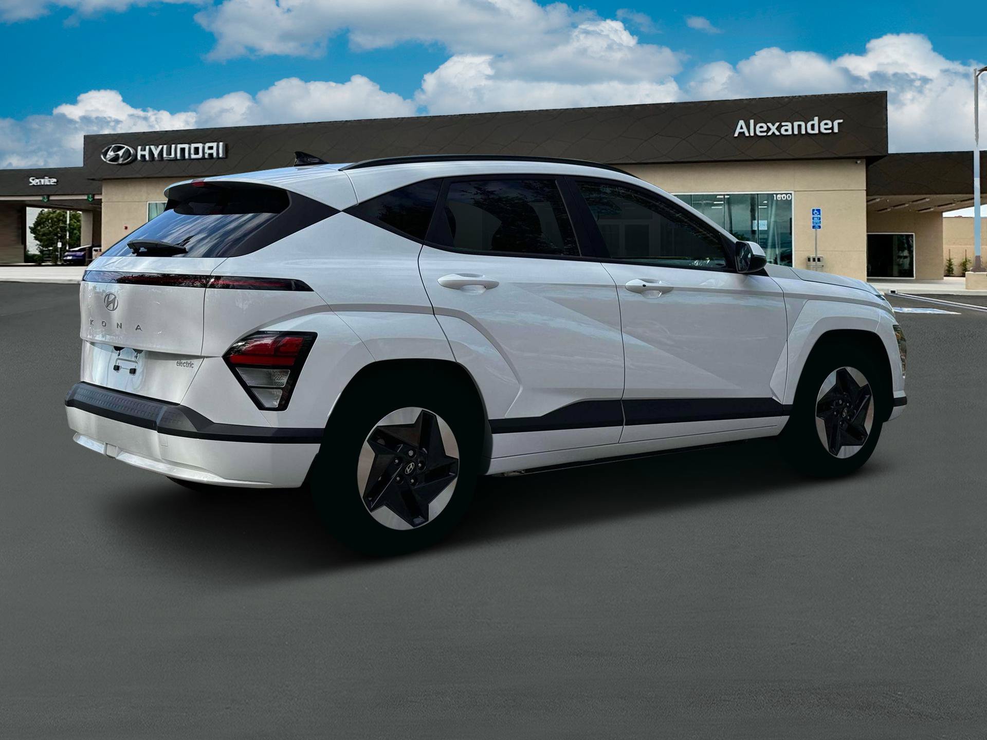 New 2025 Hyundai Kona SEL FWD image 8