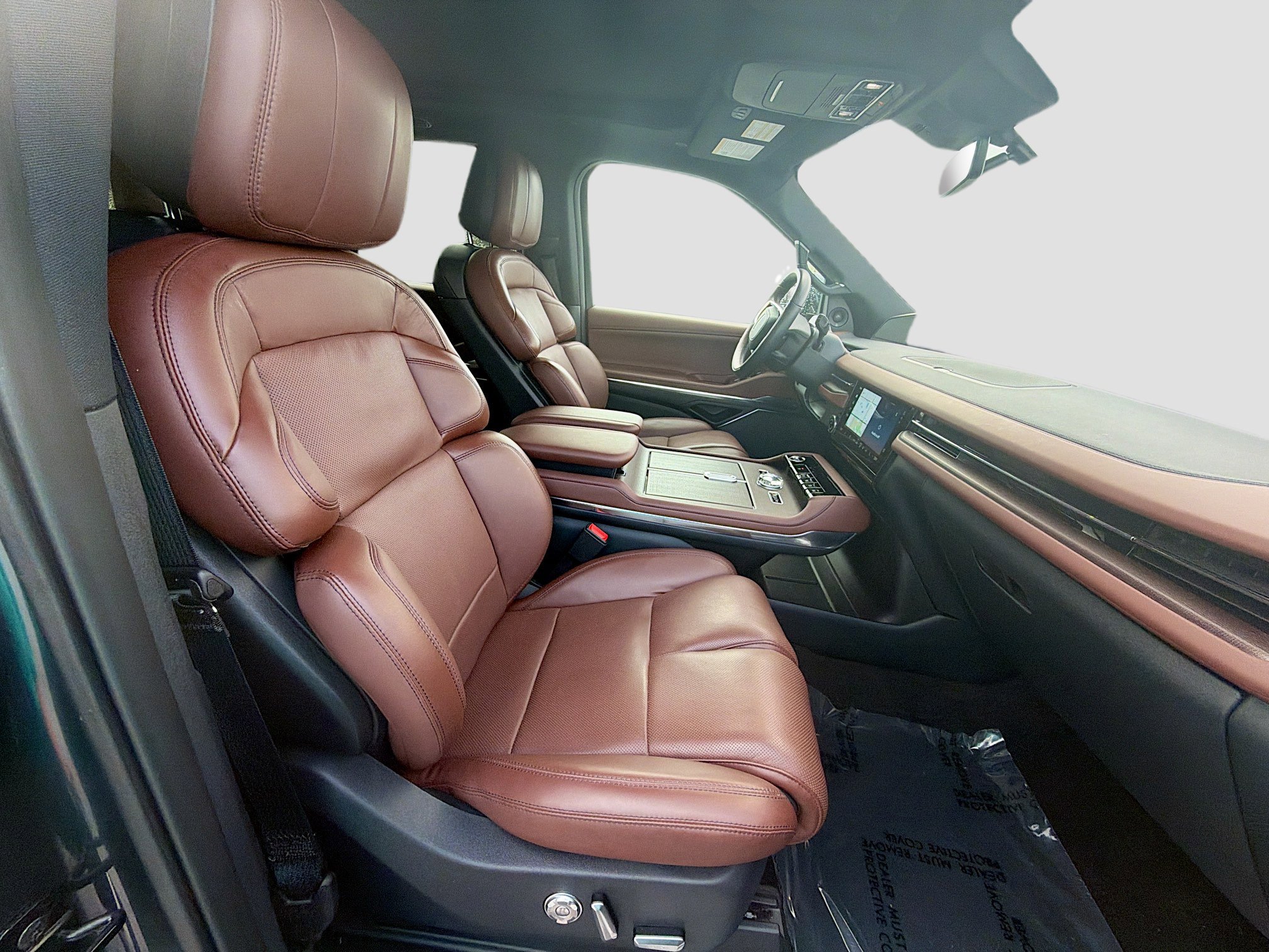 Used 2025 Lincoln Navigator L Reserve image 15