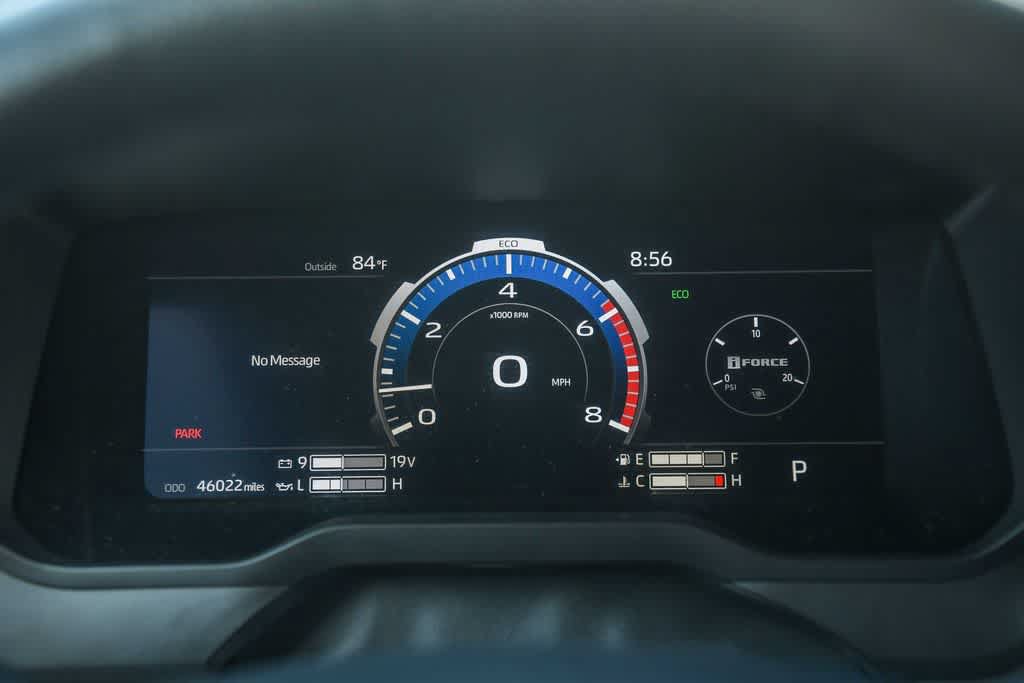 Used 2024 Toyota Tundra Limited AWD/4WD image 25