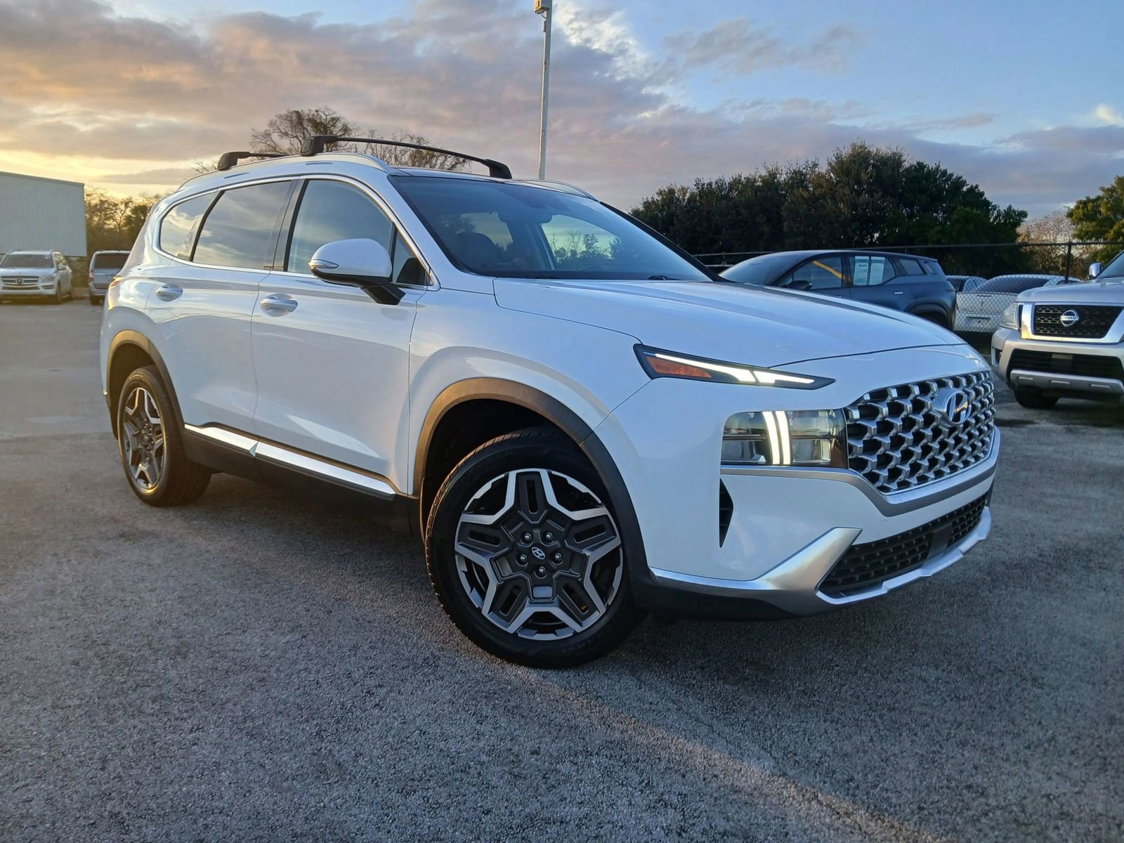 Used 2021 Hyundai Santa Fe SEL Premium AWD/4WD image 1