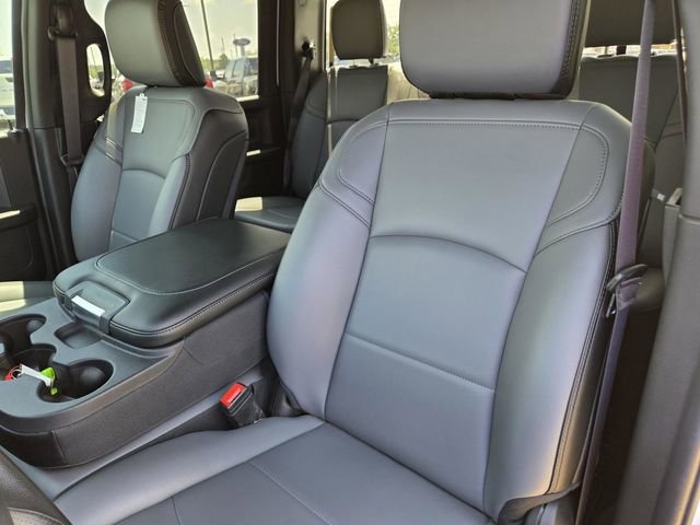 New 2025 RAM 3500 Tradesman w/ Chrome Appearance Group image 24