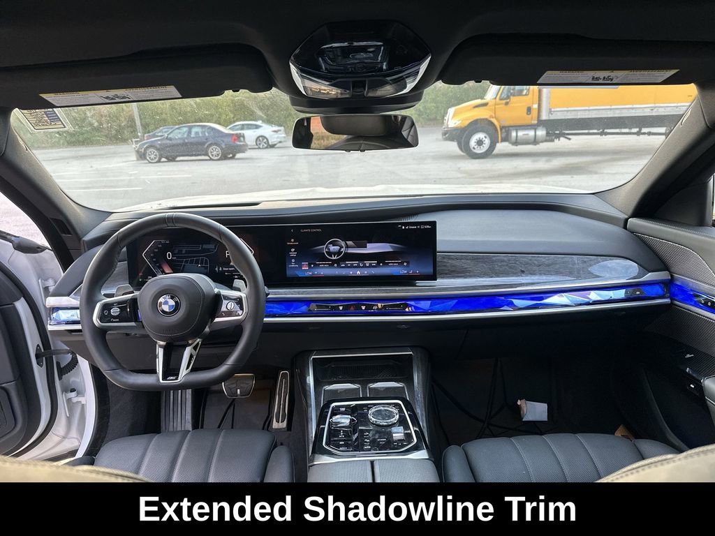 Used 2025 BMW 760i xDrive 760i xDrive w/ Executive Package image 28
