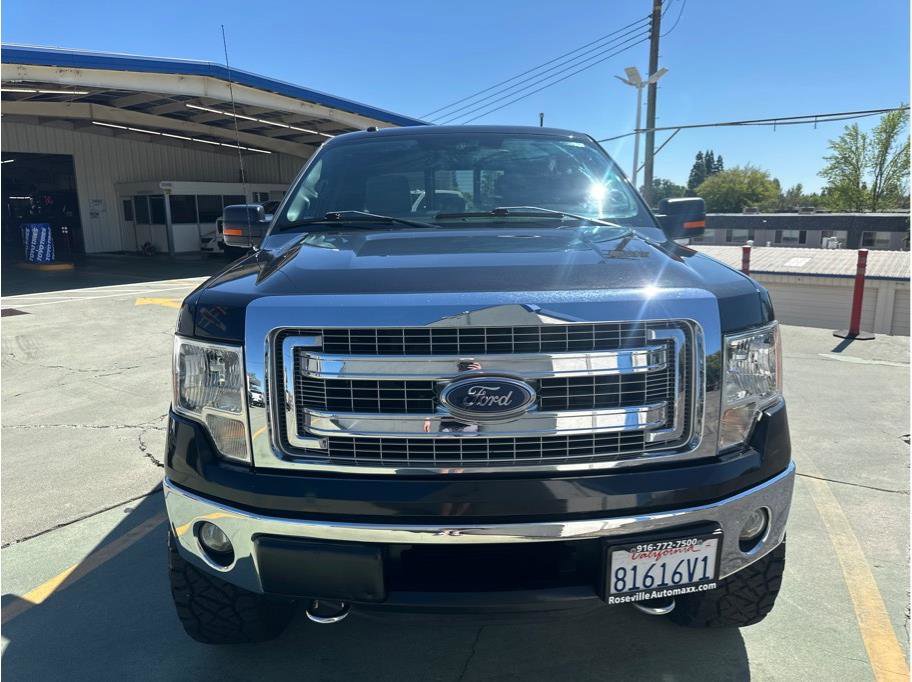 Used 2014 Ford F150 XLT w/ Equipment Group 302A Luxury AWD/4WD image 3