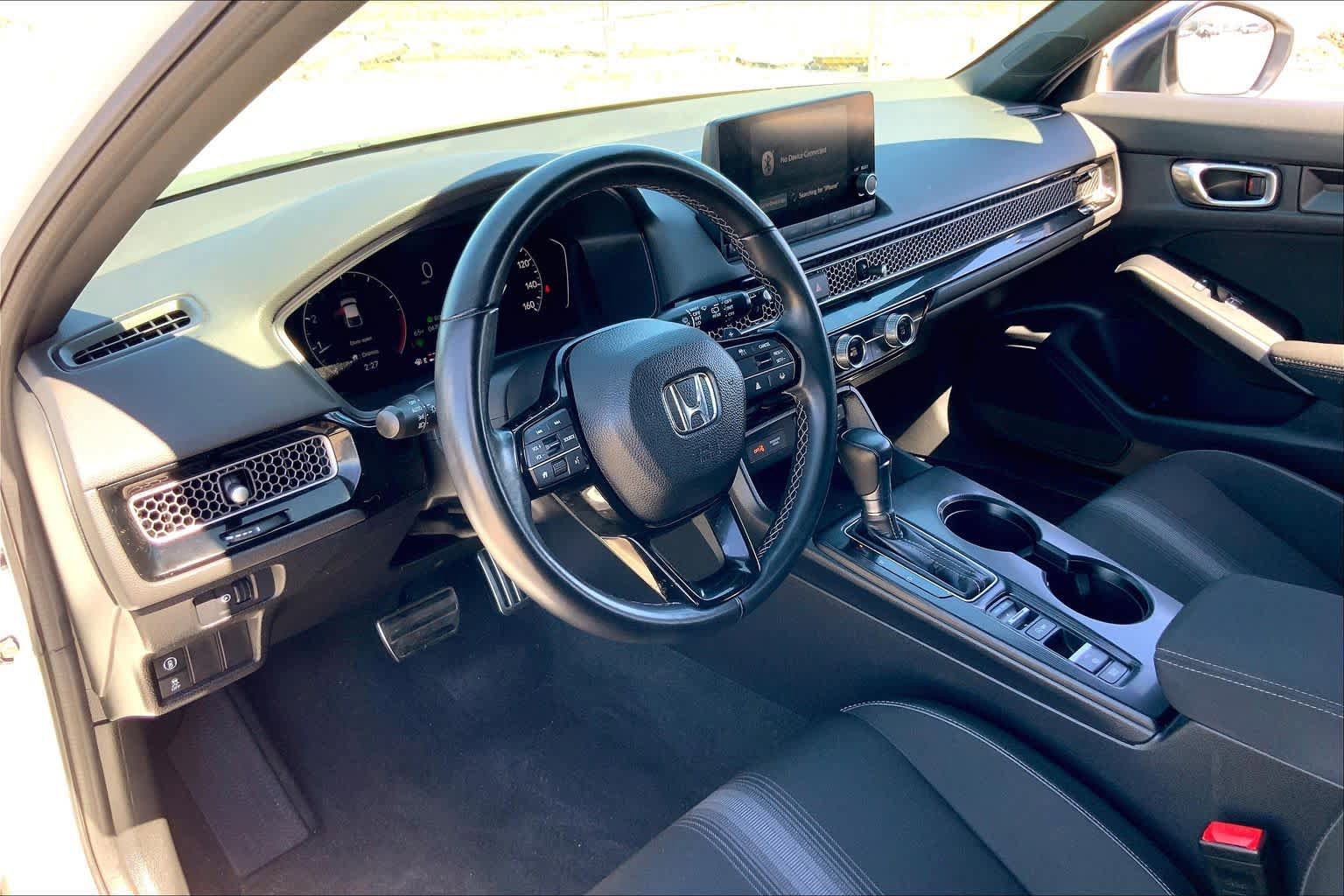 Used 2023 Honda Civic Sport image 17